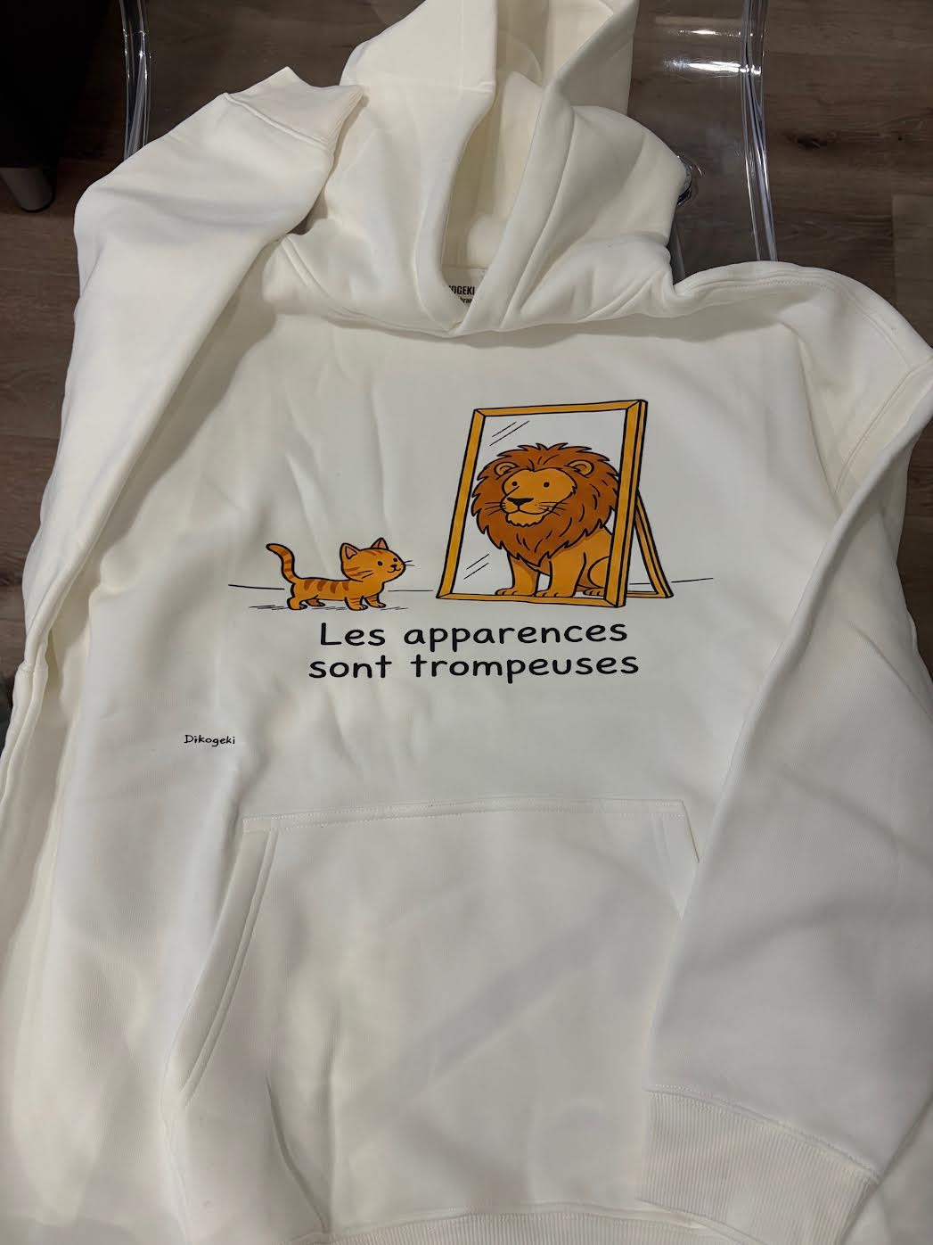 Les apparences sont trompeuses front Hoodie Oversize
